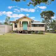 Seller of a House in North Ipswich