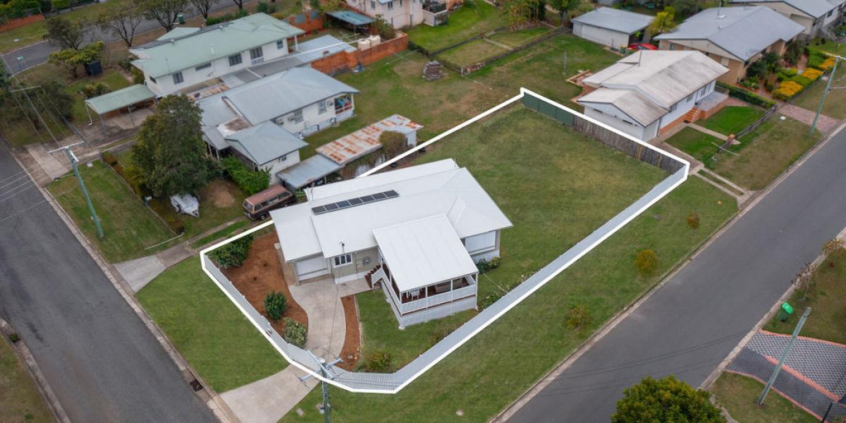 Fully Renovated Home in Sought-After Eastern Heights - Don’t Miss This Opportunity – Offers Invited!