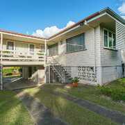 Buyer of a House in Woodend