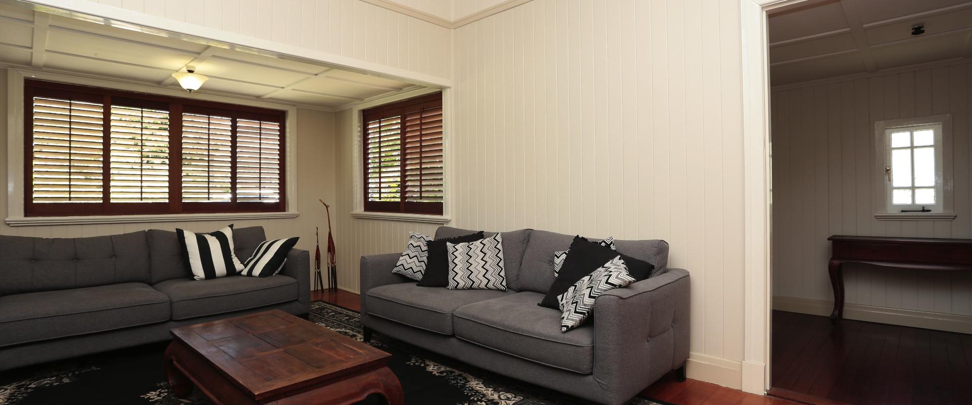 Walkers Real Estate Five Bedroom Bungalow Hospital Precinct Prev