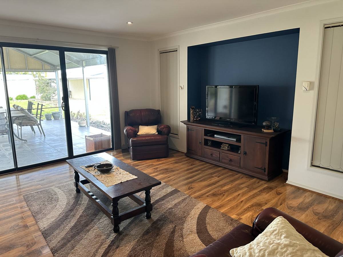 53 Railway Terrace, Balaklava - Thumbnail 3