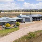 Seller of a House in Laura