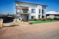 STUNNING MODERN LIVING IN MOONTA BAY