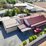 Seller of a House in Kadina