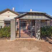 Seller of a House in Kadina
