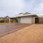 Seller of a House in Kadina