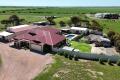 SPACIOUS FAMILY HOME ON 1.6HA