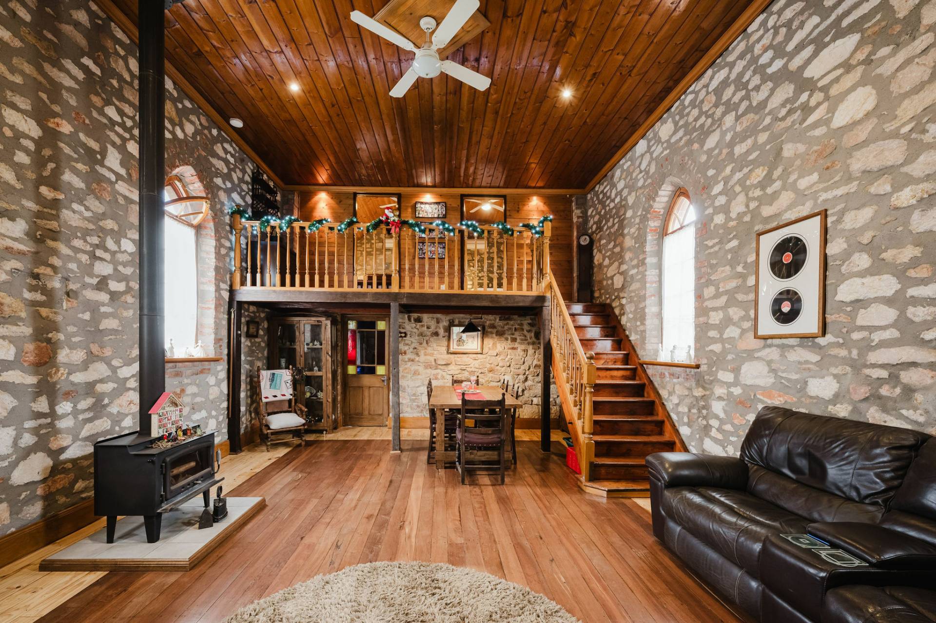 24 Alexander St, Kybunga - Thumbnail 2