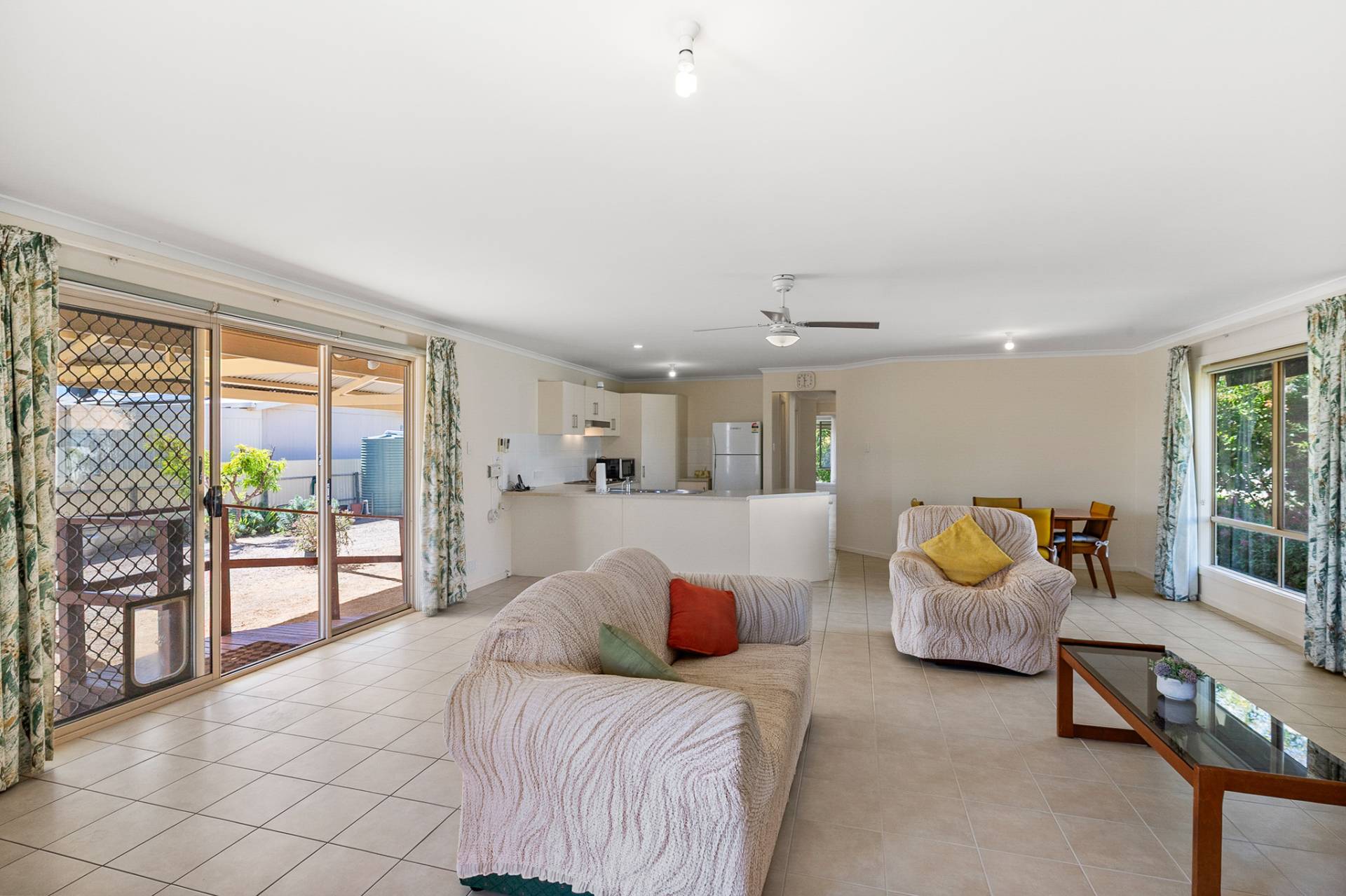 24 Lawhill Street, Port Victoria - Thumbnail 8