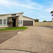 Seller of a House in Kadina