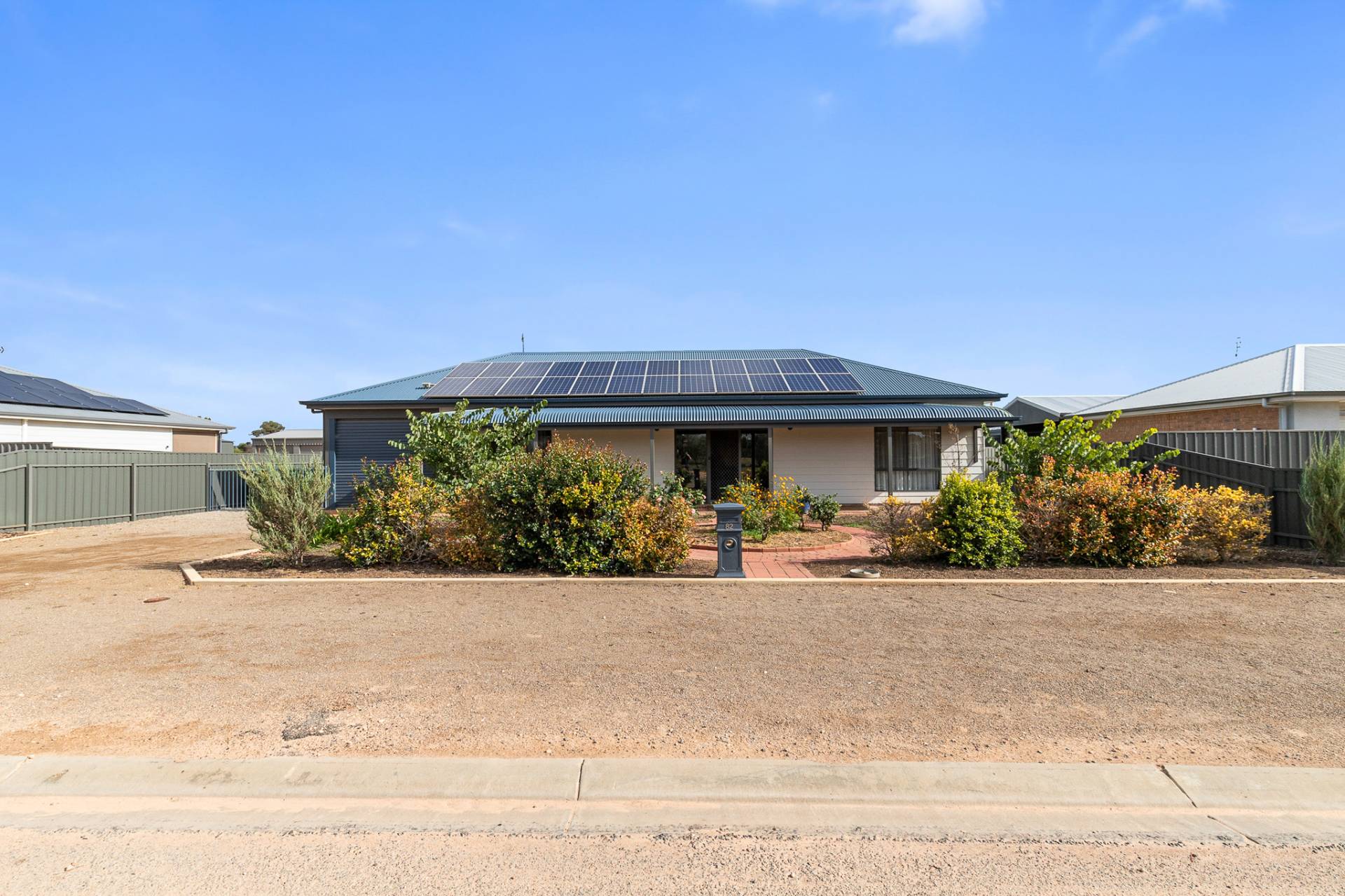 82 North Terrace, Moonta Bay - Thumbnail 2