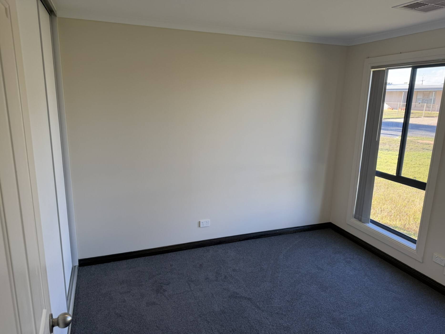 8 Michele Street, North Beach - Thumbnail 8