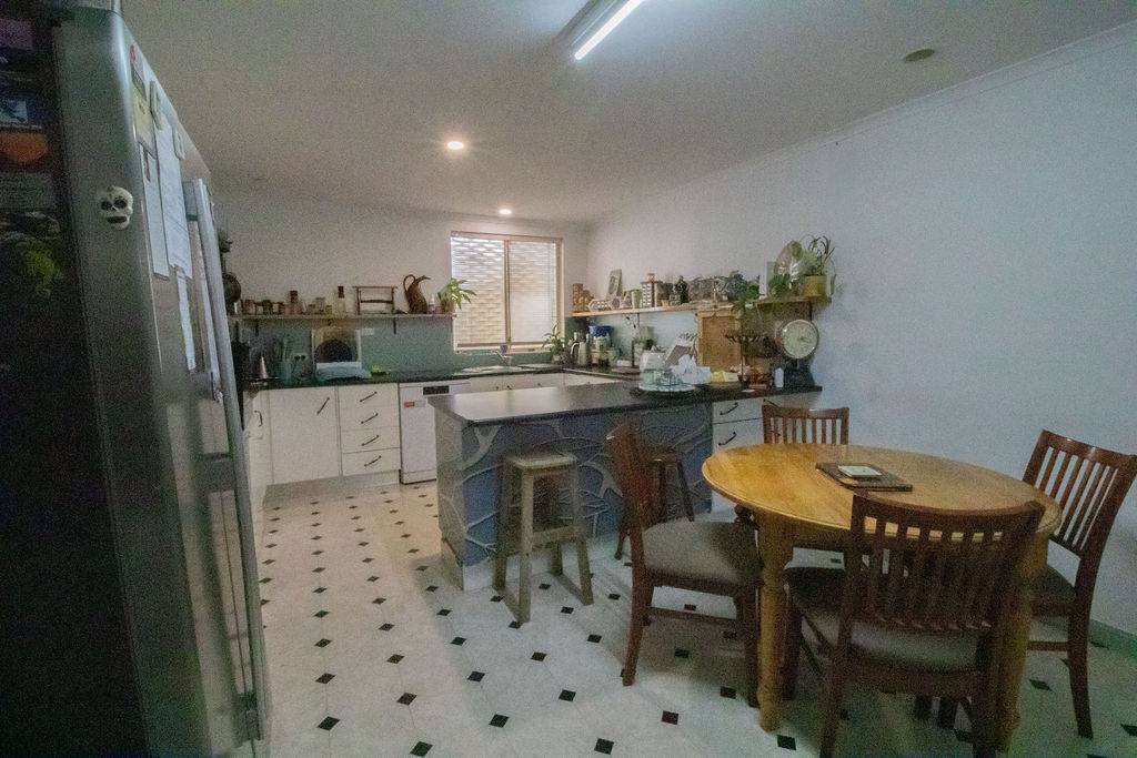 40 Essington Avenue, Clare - Thumbnail 6