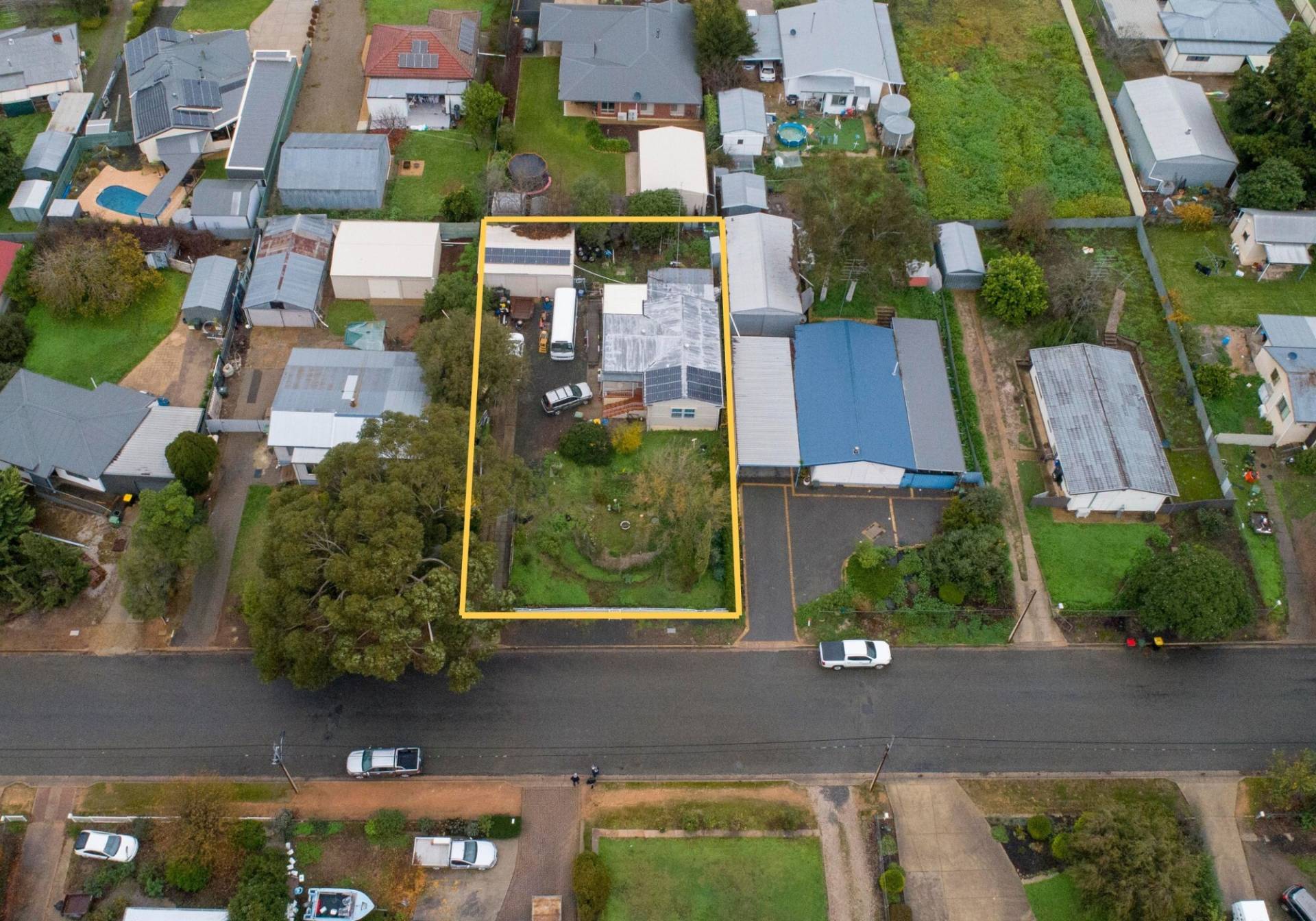 40 Essington Avenue, Clare - Image 1