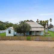 Seller of a House in Arthurton