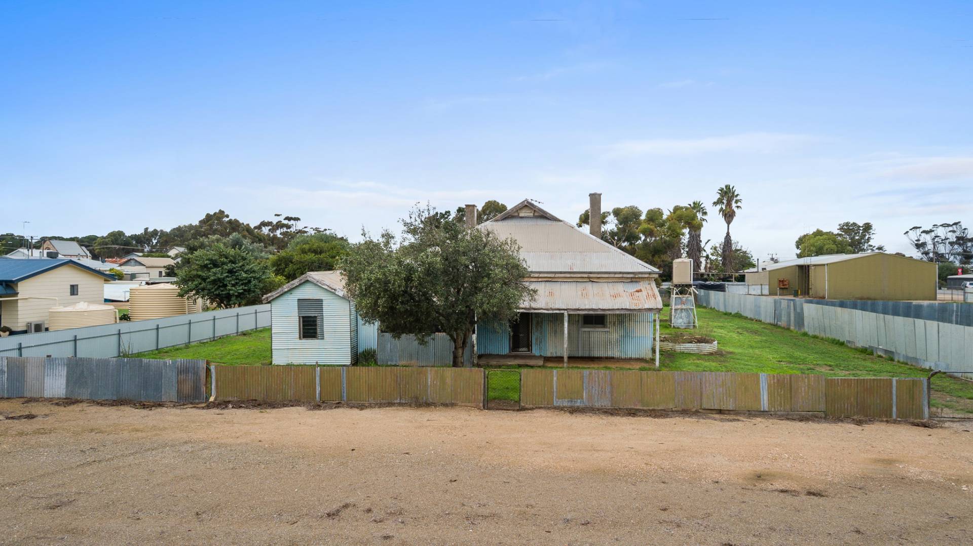 18 Fourth Street, Arthurton - Image 1
