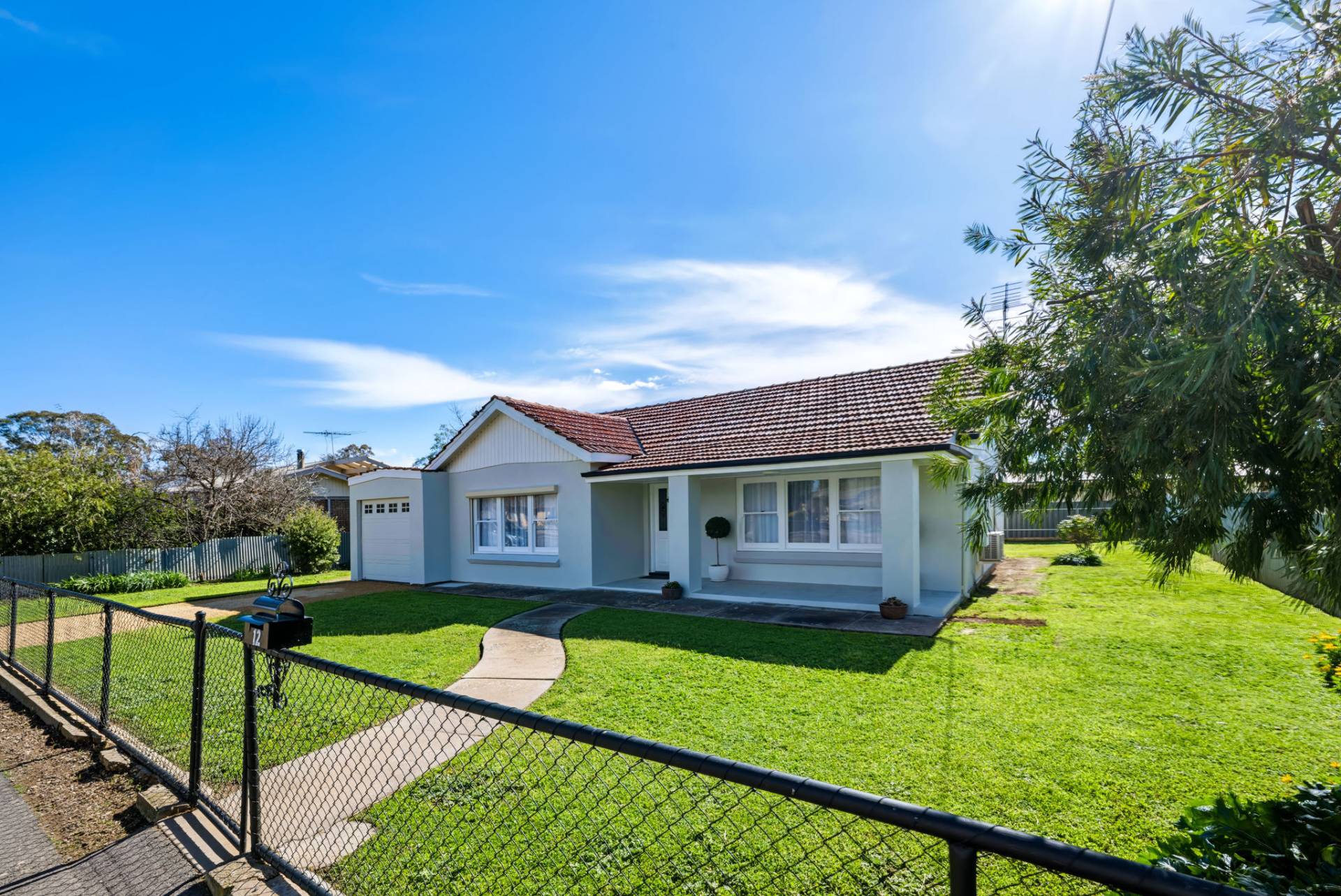 12 Moorhouse Terrace, Riverton - Image 1