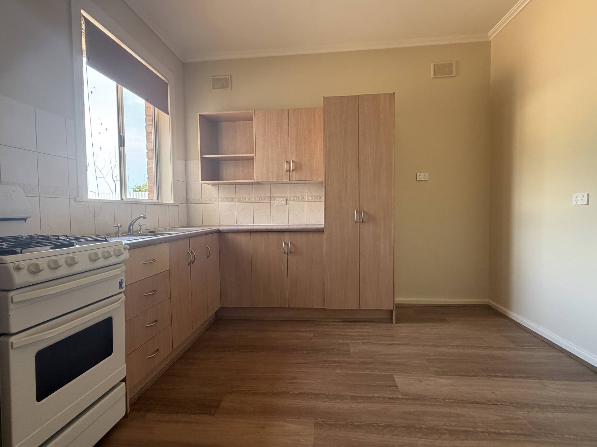 EXCELLENT ENTRY LEVEL INVESTMENT - Wardle Co Real Estate