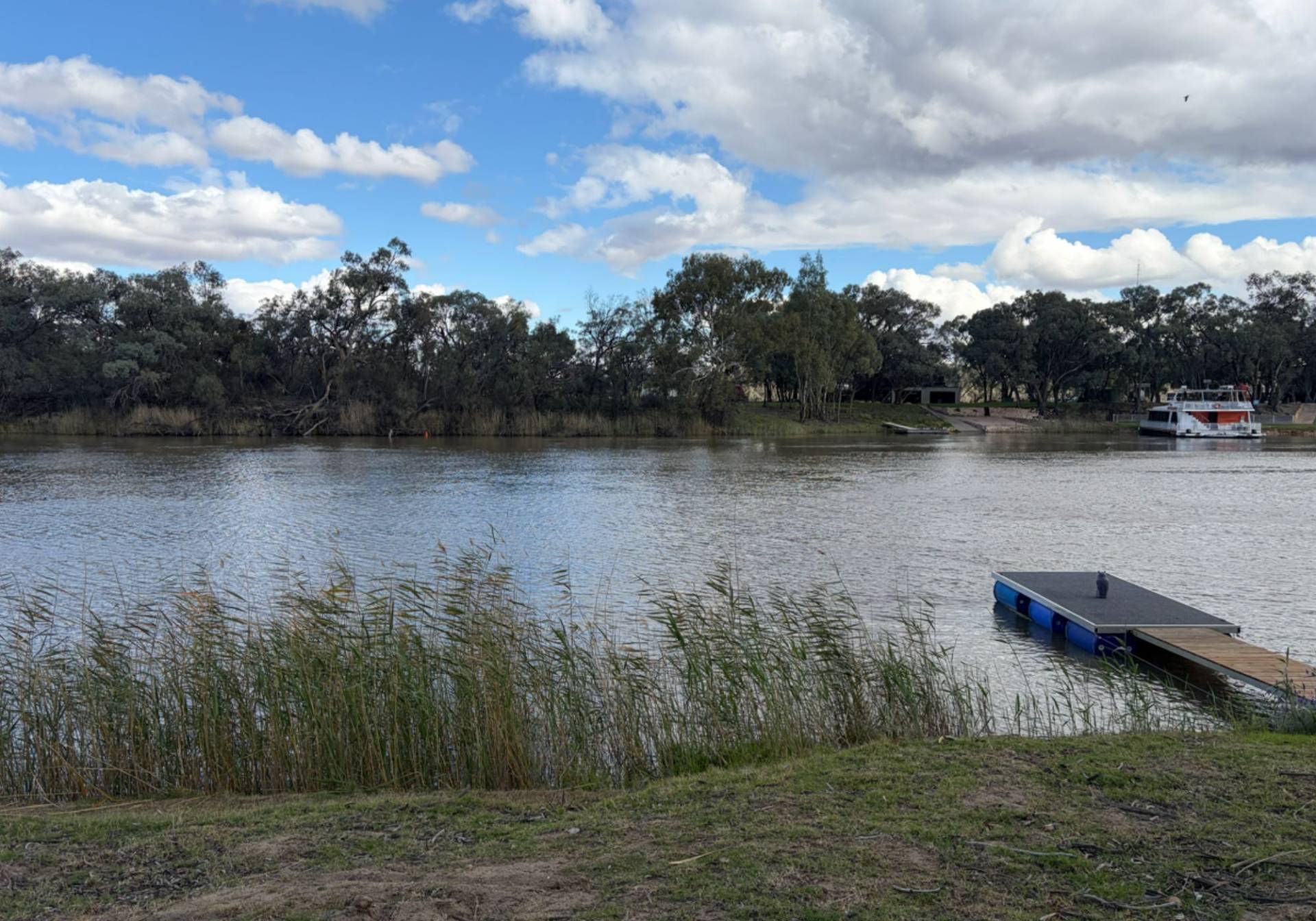 28 Beaumonts Road, Beaumonts - Image 1