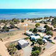 Seller of a House in Tickera