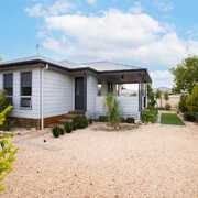 Seller of a House in Kadina