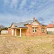 Buyer of a House in Crystal Brook