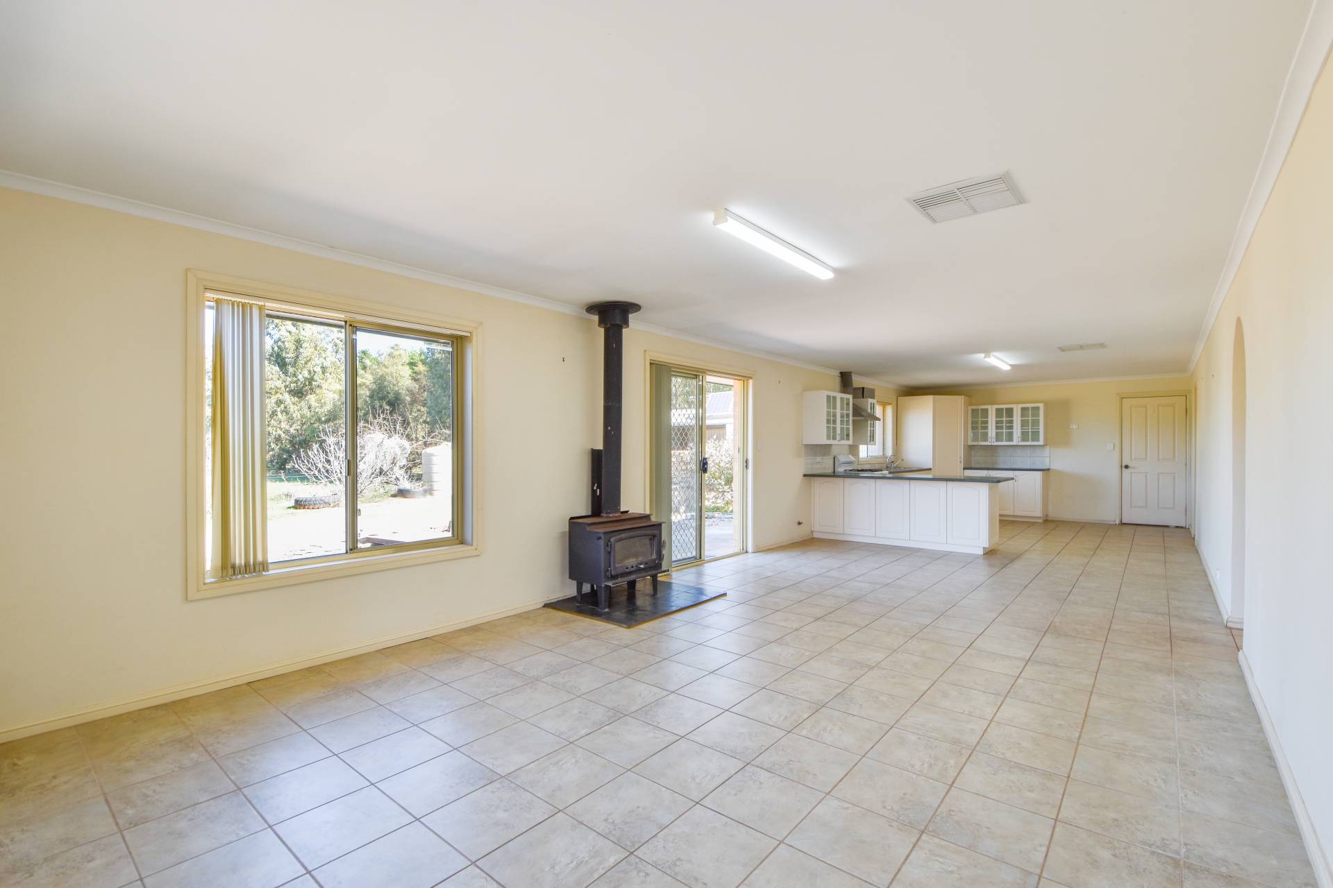 596 Williams Rd, Bundaleer North - Thumbnail 2