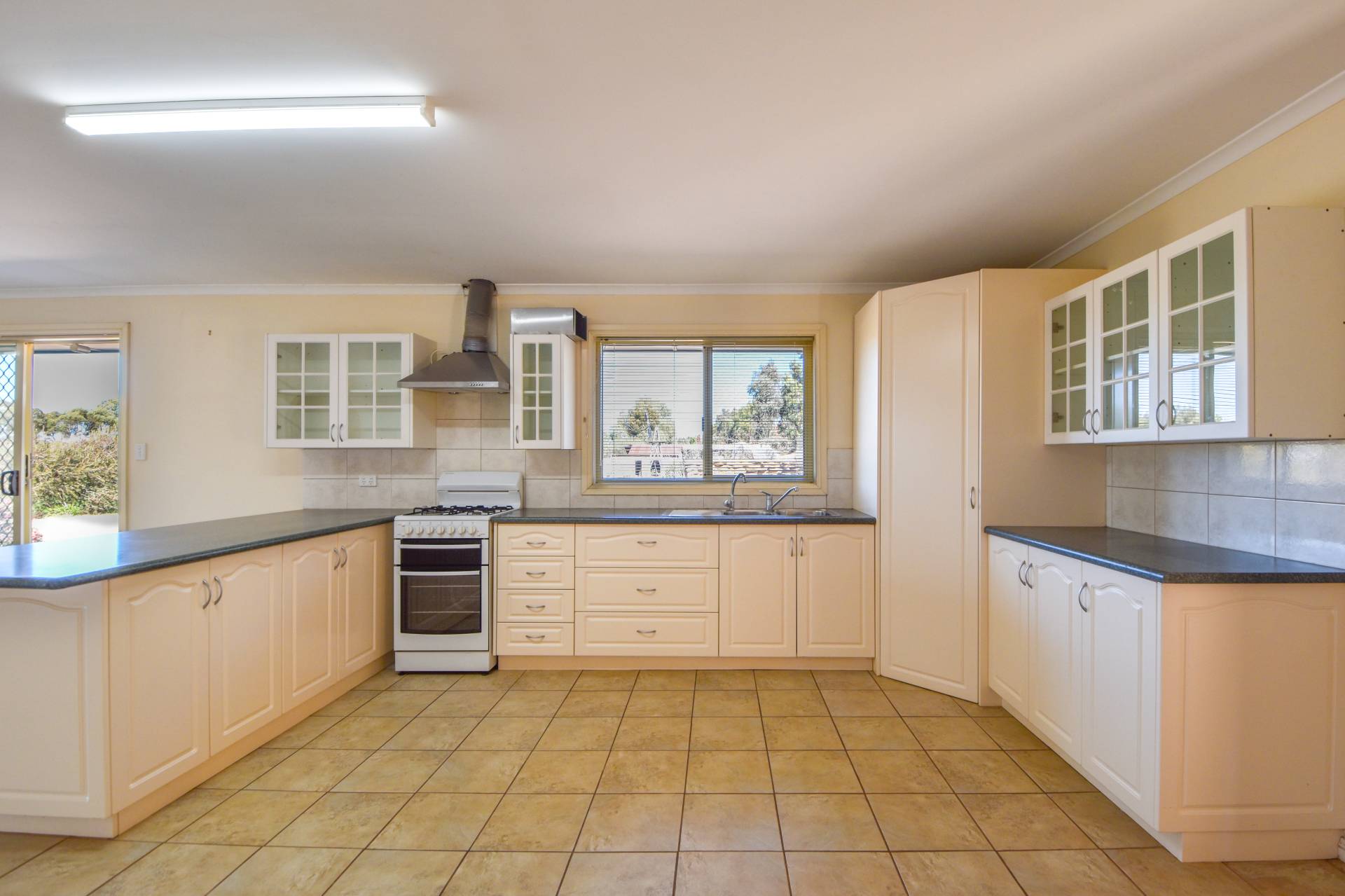596 Williams Rd, Bundaleer North - Thumbnail 4