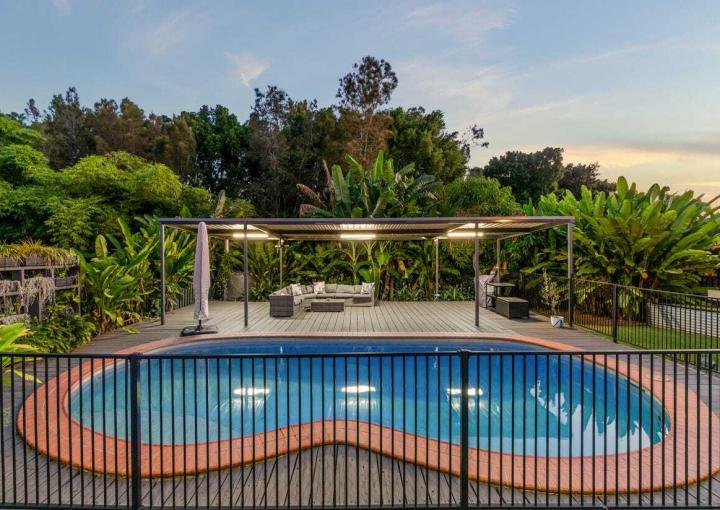 25 Jingella St, Hope Island