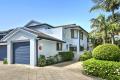 Secluded Ground-Floor Unit in Prime Location