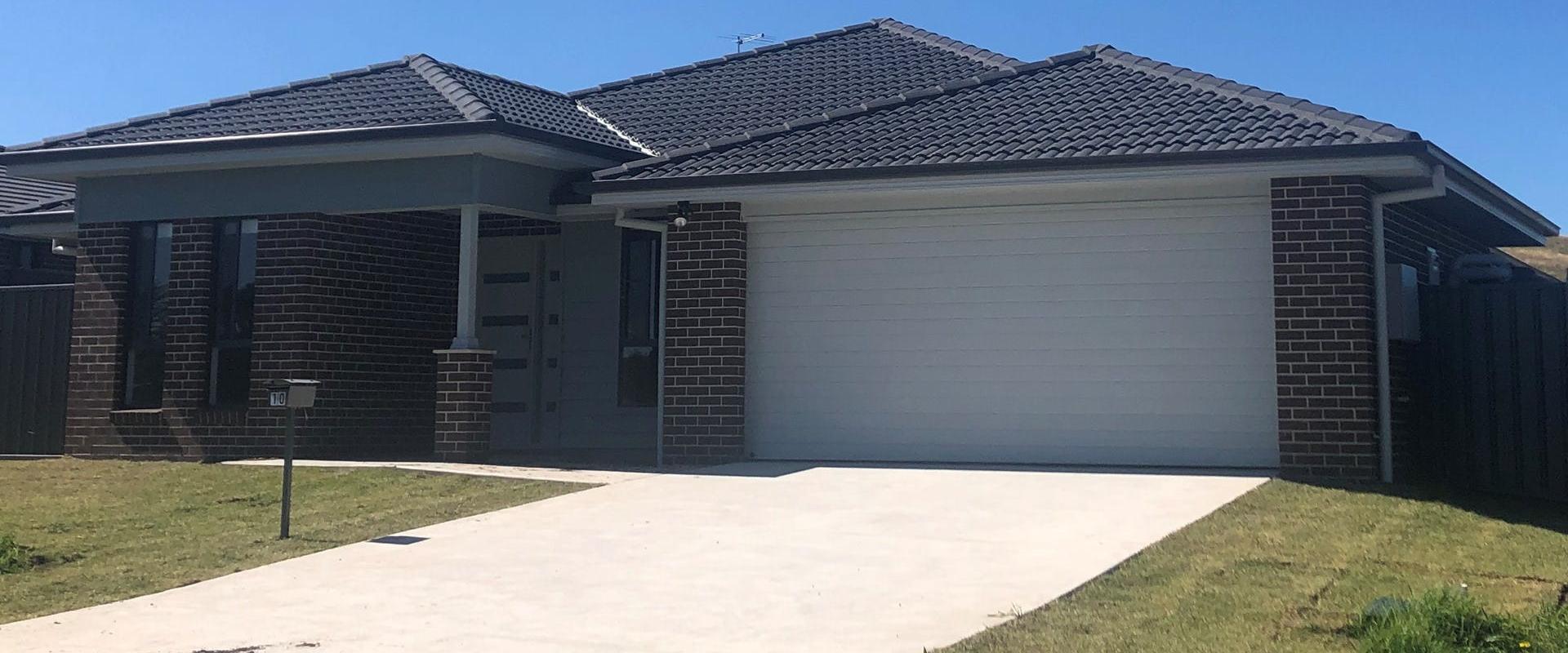 BRAND NEW FAMILY HOME LOVELY AREA Armidale Rentals