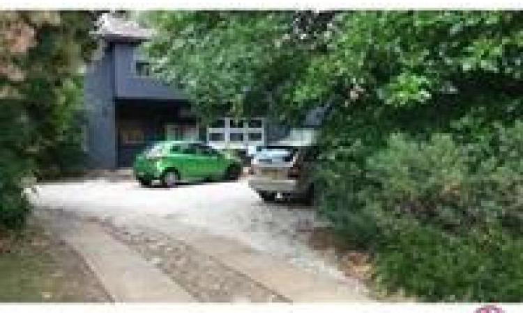 STUDENT ACCOMODATION