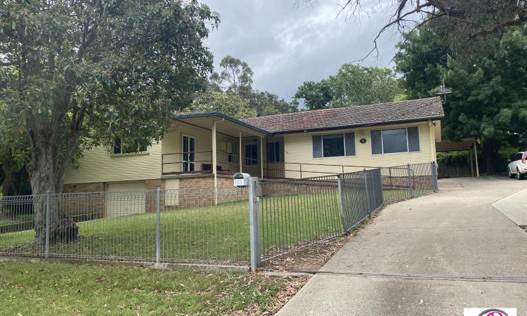 Fully Furnished 6 Bedroom Home - Diability friendly