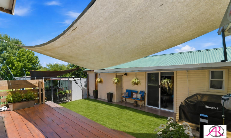 Charming 1-Bedroom Rental - Includes Water