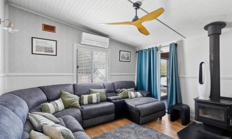 Luxurious 2 Bedroom 2 bath Apartment - Water Included