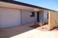 MODERN 3 BEDROOM UNIT! INVESTORS TAKE NOTE! THIS IS A BEAUTY!