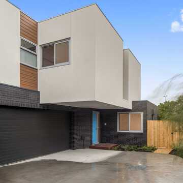 Igor Khatsernov testimonial image