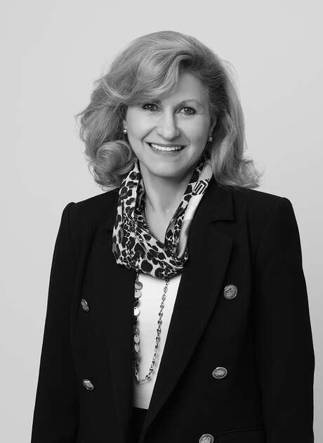 Hilary Lazarus photo