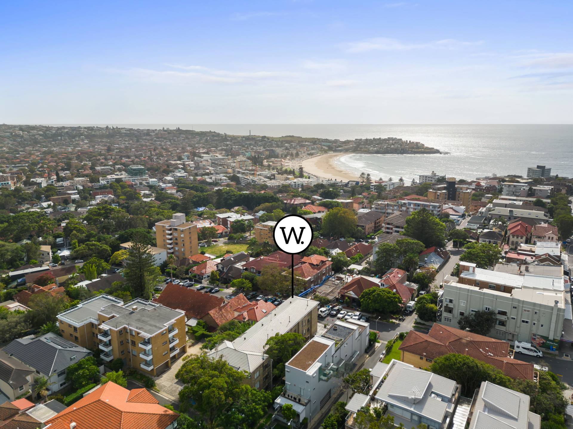 EXPANSIVE PRIVATE COURTYARD GARDEN ON TITLE Wiesner Property