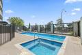 Ultra-convenient modern designer apartment in prime location