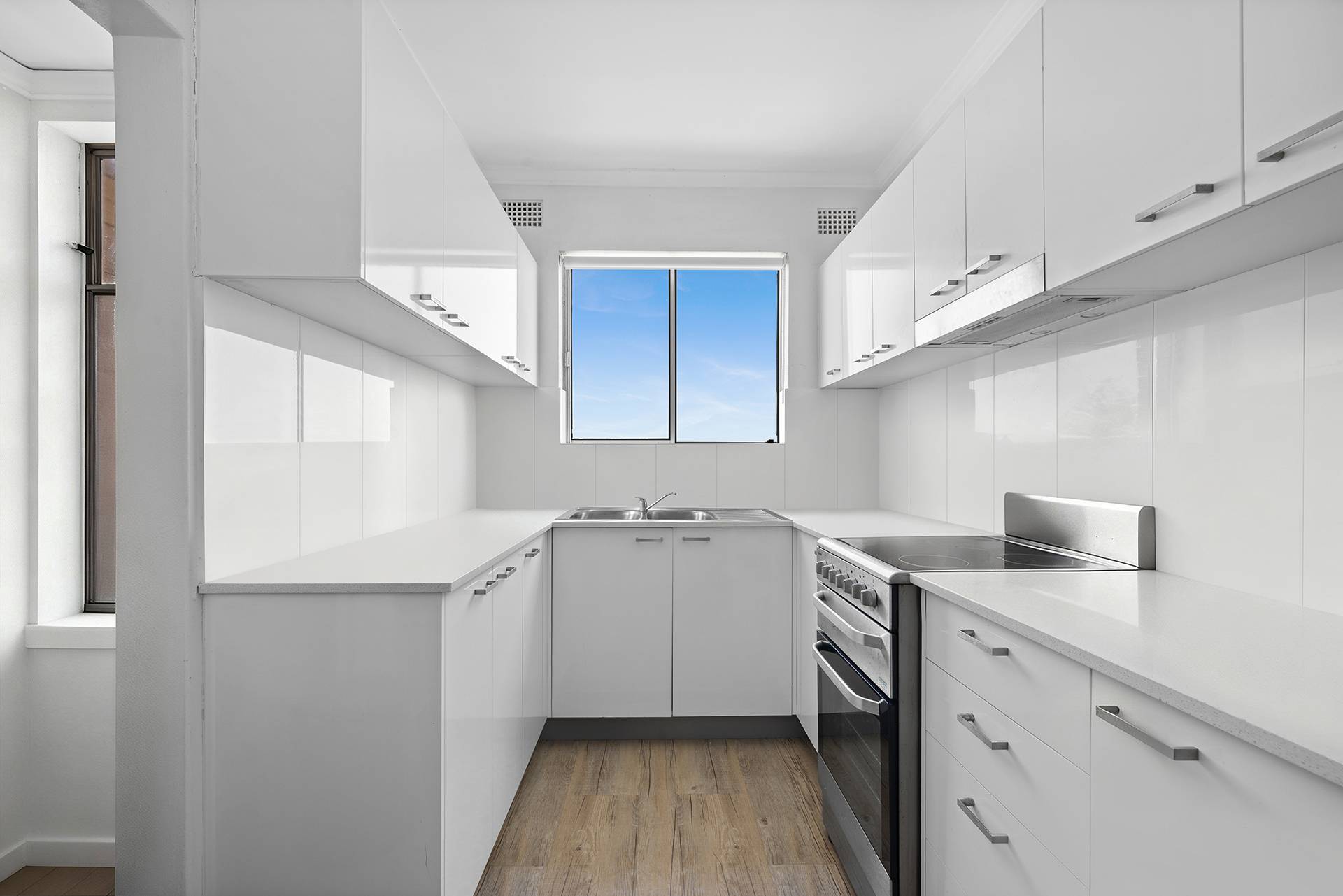 Unit 7, 1-3 Peel St, Dover Heights - Thumbnail 2