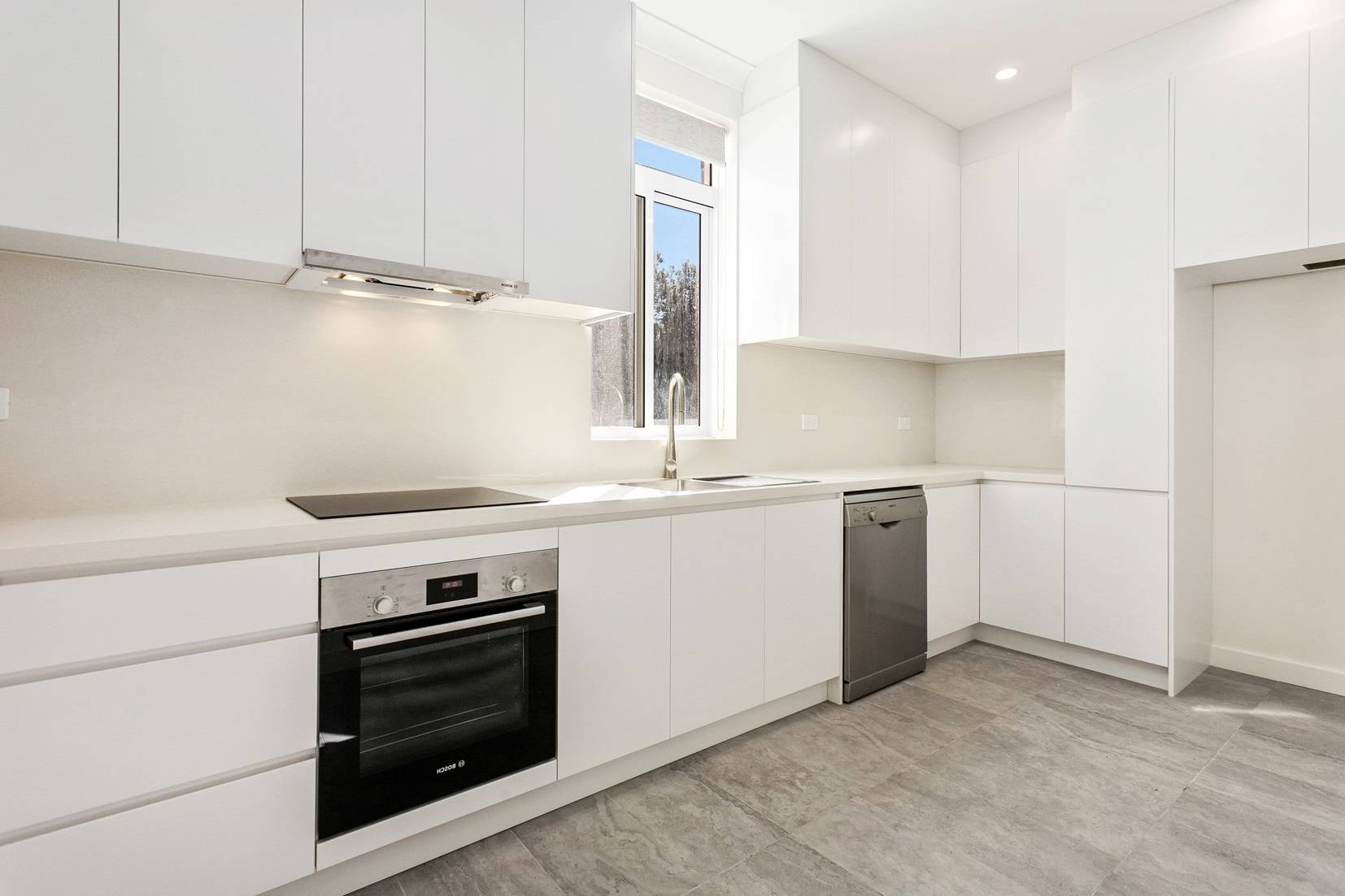 Unit 3, 25 Hall Street, Bondi Beach - Thumbnail 3