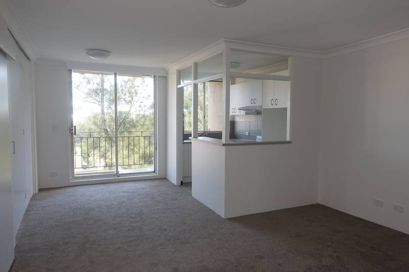 Unit 25, 19-25 Queen Street, Newtown - Thumbnail 2