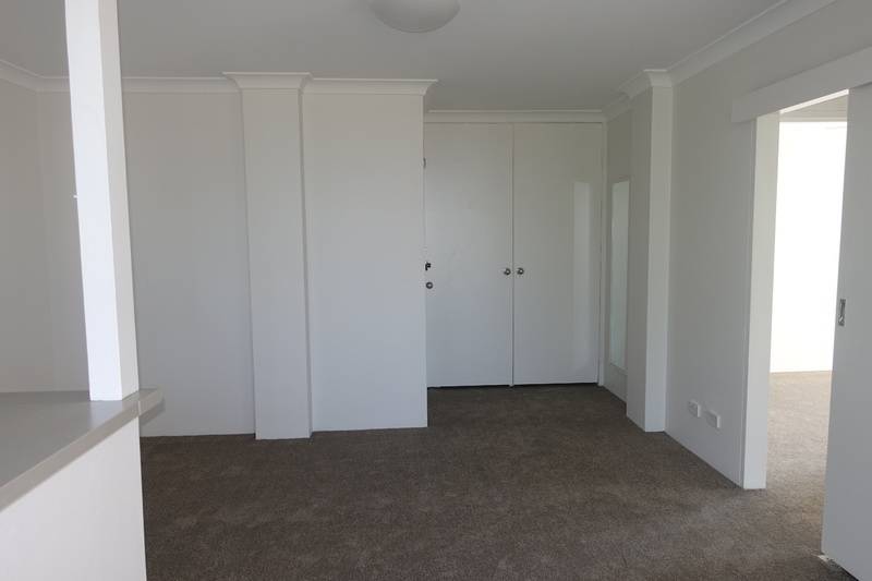 Unit 25, 19-25 Queen Street, Newtown - Thumbnail 4