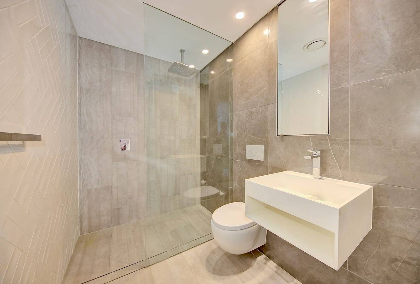 Unit 1/82-92 Gould Street, Bondi Beach - Thumbnail 4