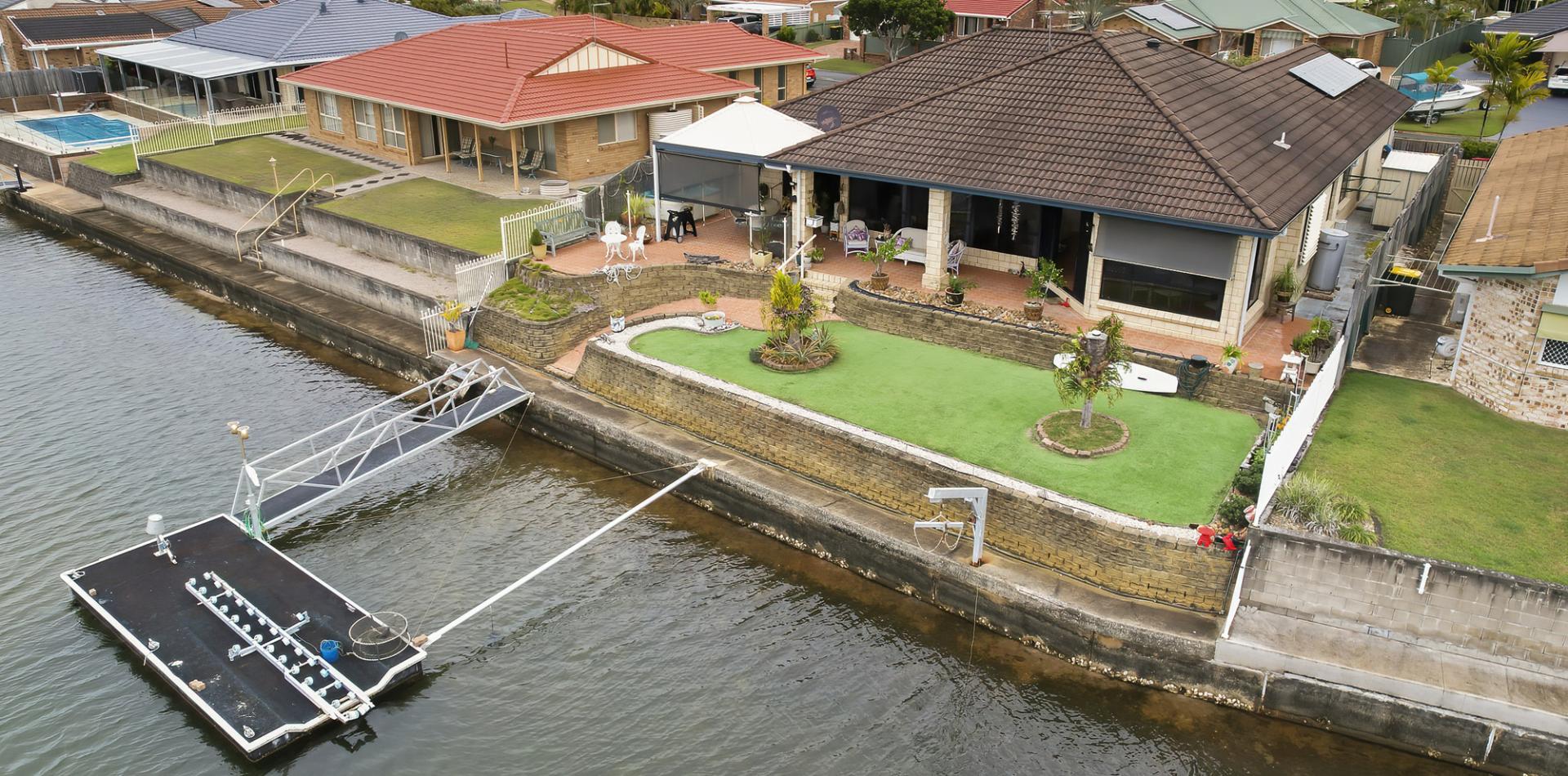 CANAL FRONT PROPERTY IN HIGHLY SOUGHTAFTER BONGAREE LOCATION Wilson