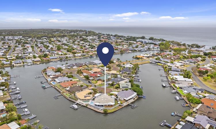 ‘JACARANDA POINT’ CANAL DUPLEX WITH INGROUND POOL + SECURE VAN PARKING