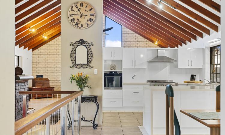INSPECT 15/8 AT 11AM - SIZE, APPEAL, VERSATILITY AND COMFORT – WELL POSITIONED BONGAREE RESIDENCE