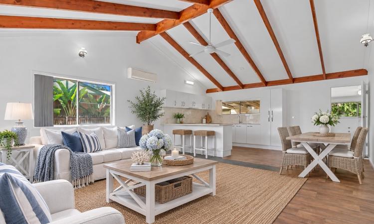 MOVE-IN-READY IN A CONVENIENT FAMILY-FRIENDLY POCKET