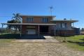 Country Living without the work. Just out of Woodford